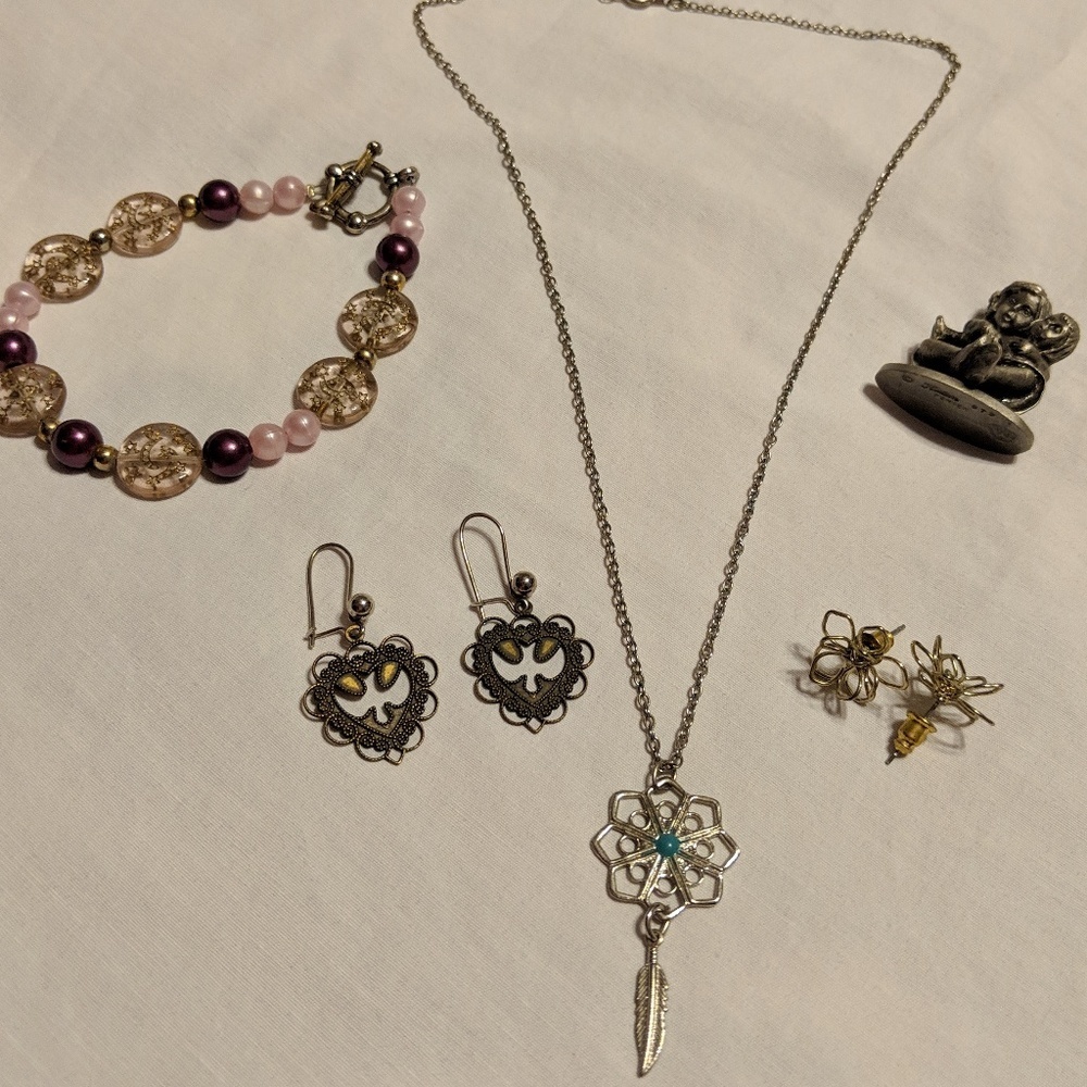 ⚡Choice of any one of these for $1 when you bundle at least 2 other items!🎉